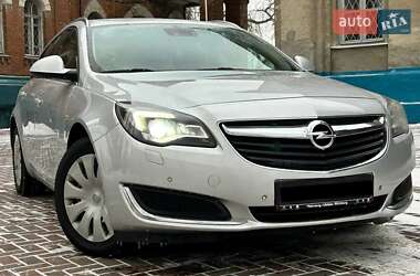 Універсал Opel Insignia 2015 в Сумах