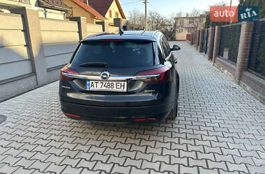 Универсал Opel Insignia 2016 в 