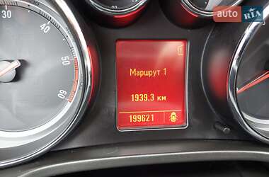Универсал Opel Insignia 2011 в 