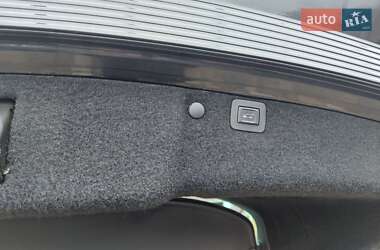 Универсал Opel Insignia 2011 в 
