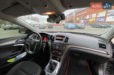 Седан Opel Insignia 2012 в Киеве