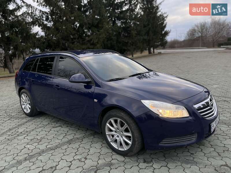Универсал Opel Insignia 2013 в Дубно