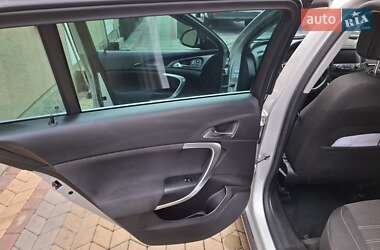 Универсал Opel Insignia 2014 в 