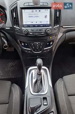 Универсал Opel Insignia 2014 в 