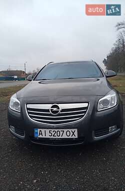 Универсал Opel Insignia 2012 в Дымере