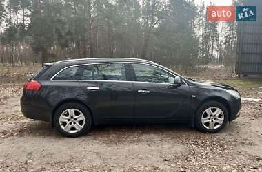 Універсал Opel Insignia 2010 в Вишгороді