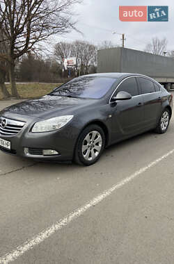 Седан Opel Insignia 2009 в Івано-Франківську