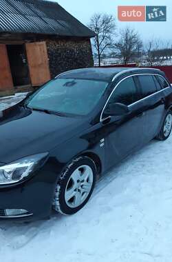 Универсал Opel Insignia 2011 в Березному