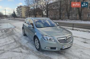 Универсал Opel Insignia 2012 в Горохове