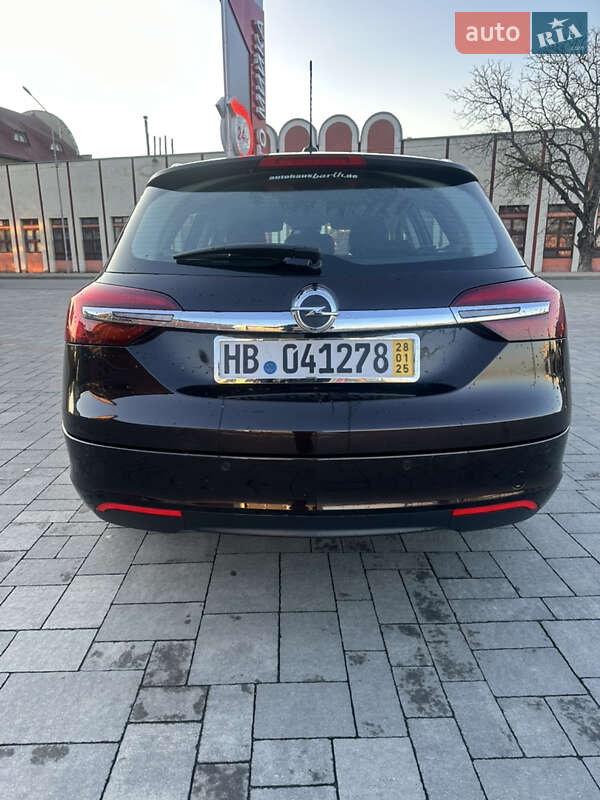Универсал Opel Insignia 2016 в Хусте