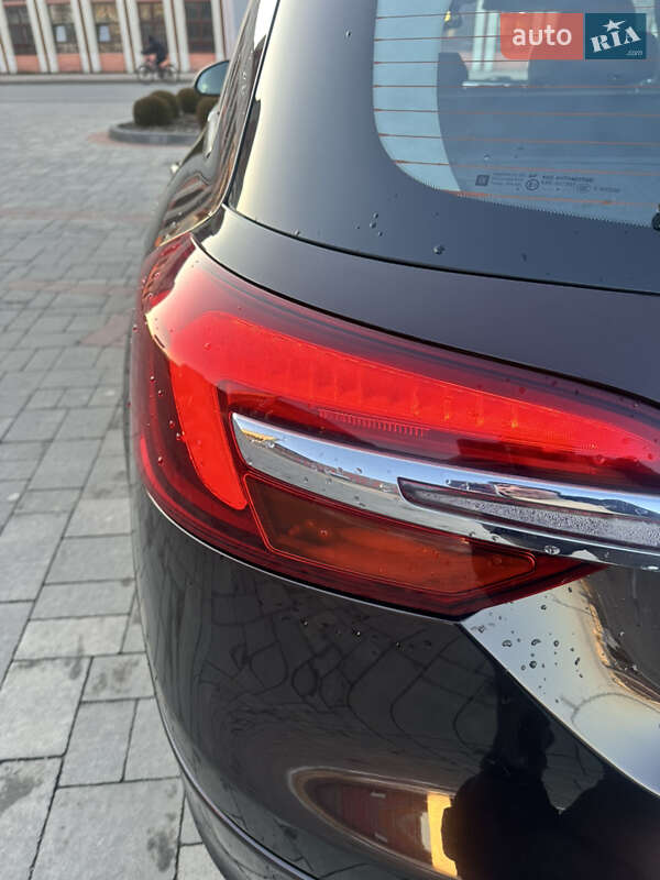 Универсал Opel Insignia 2016 в Хусте