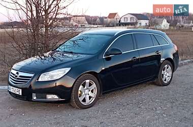 Універсал Opel Insignia 2009 в Києві