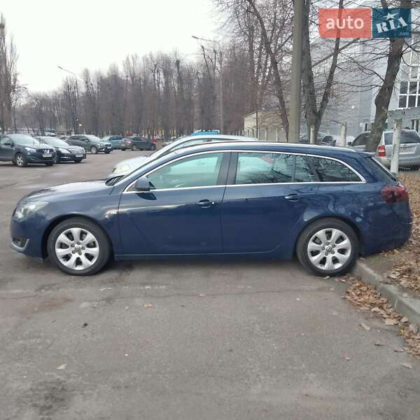 Универсал Opel Insignia 2014 в Киеве