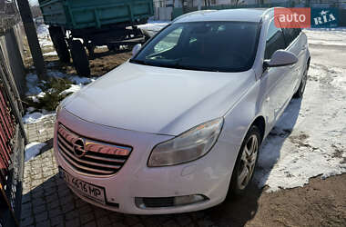 Универсал Opel Insignia 2011 в 