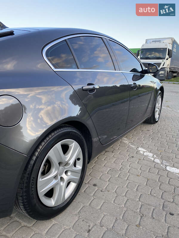 Лифтбек Opel Insignia 2010 в Рава-Русской фото 16 Лифтбек Opel Insignia 2010 в Рава-Русской