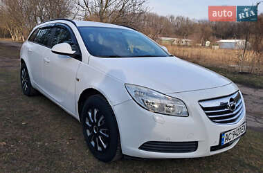 Универсал Opel Insignia 2010 в Гельмязове