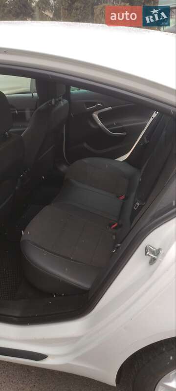 Ліфтбек Opel Insignia 2012 в Чернігові