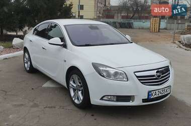 Лифтбек Opel Insignia 2012 в Чернигове