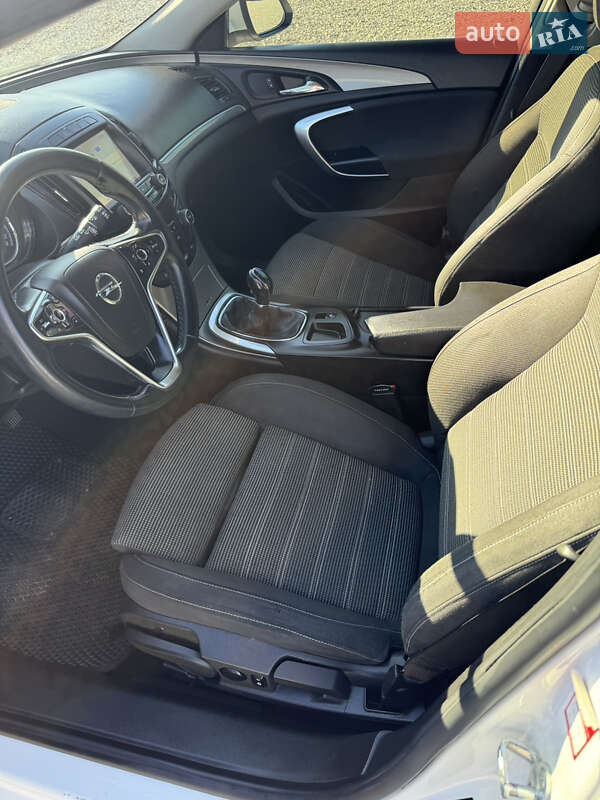 Универсал Opel Insignia 2014 в Черновцах