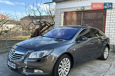 Лифтбек Opel Insignia 2011 в Тульчине