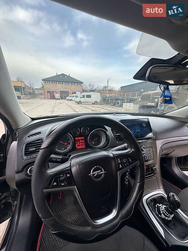 Универсал Opel Insignia 2012 в Львове