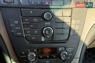 Универсал Opel Insignia 2013 в 