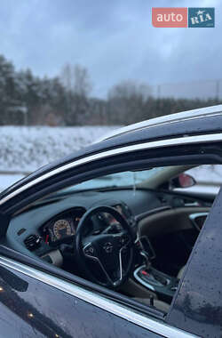 Универсал Opel Insignia 2015 в 