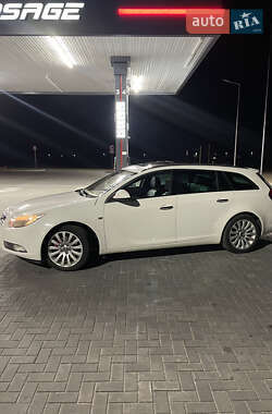 Универсал Opel Insignia 2011 в 