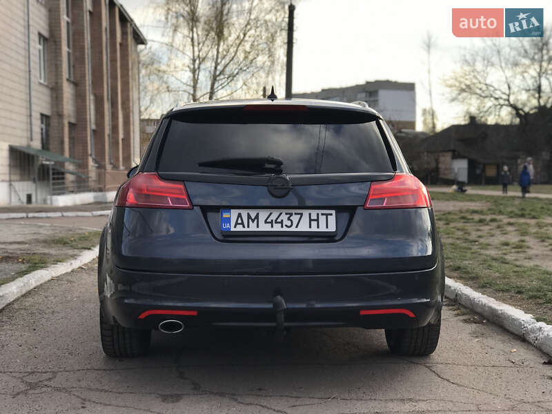 Універсал Opel Insignia 2009 в Києві