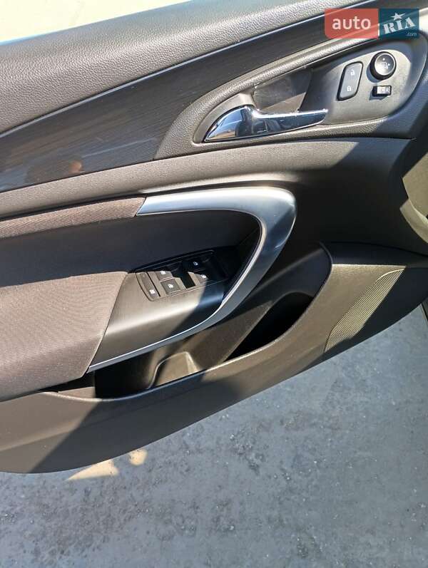 Універсал Opel Insignia 2014 в Татарбунарах фото 12 Універсал Opel Insignia 2014 в Татарбунарах