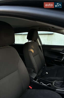 Універсал Opel Insignia 2010 в 