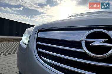 Лифтбек Opel Insignia 2011 в 