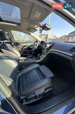 Универсал Opel Insignia 2016 в 