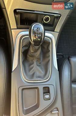 Универсал Opel Insignia 2016 в 