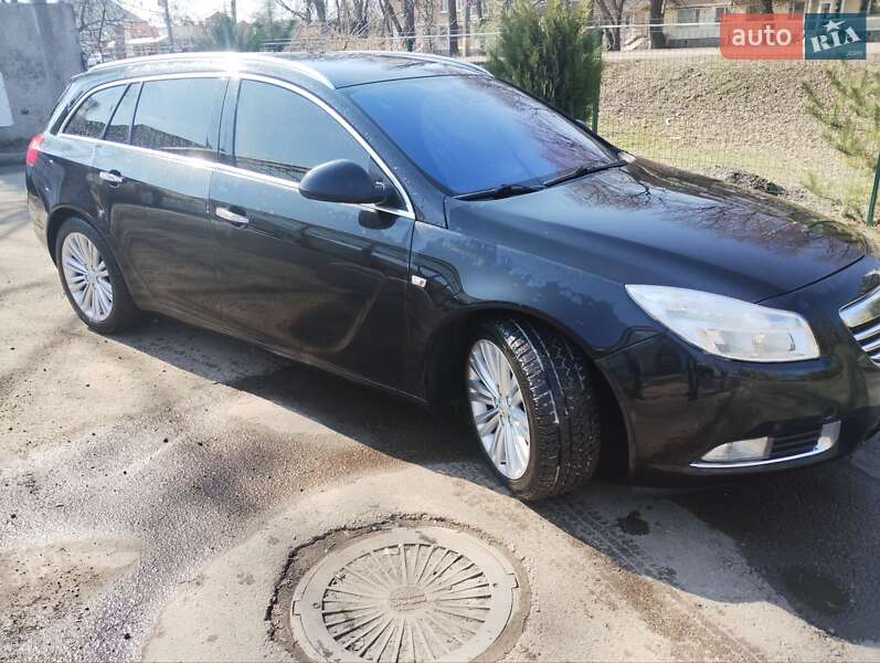 Opel Insignia 2011