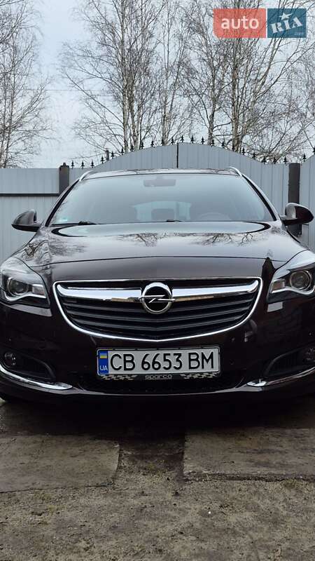 Универсал Opel Insignia 2015 в Чернигове