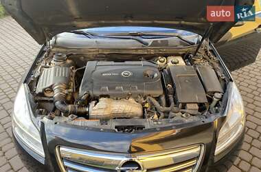 Універсал Opel Insignia 2010 в 