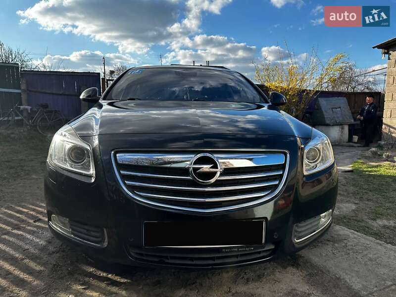 Opel Insignia 2011