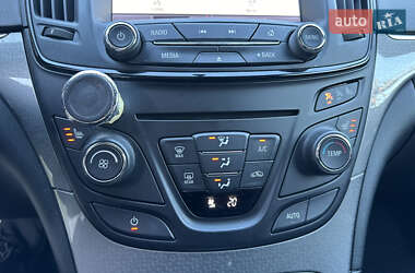 Универсал Opel Insignia 2015 в 