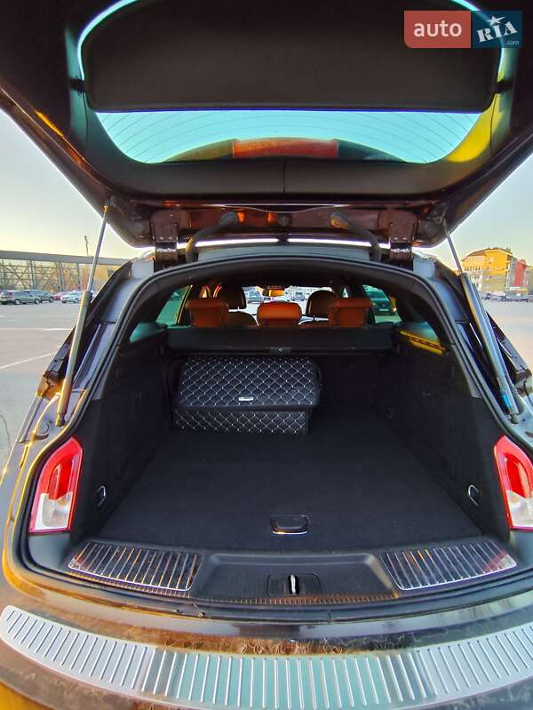 Універсал Opel Insignia 2011 в Гатне