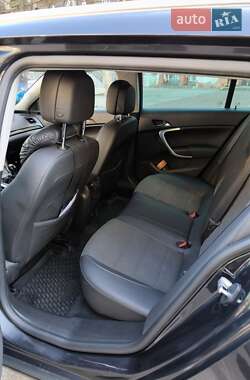 Універсал Opel Insignia 2011 в 