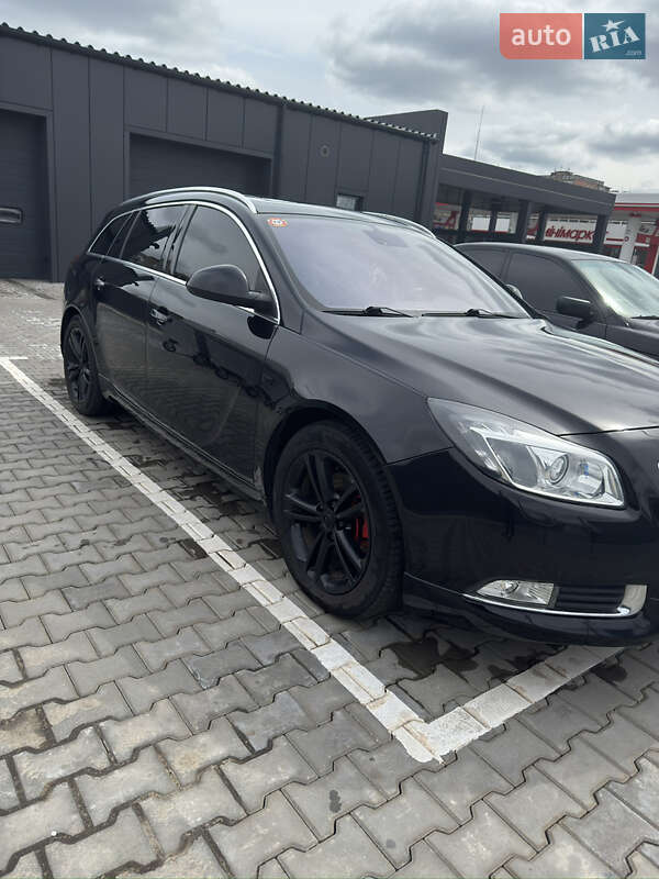 Универсал Opel Insignia 2009 в Кривом Роге
