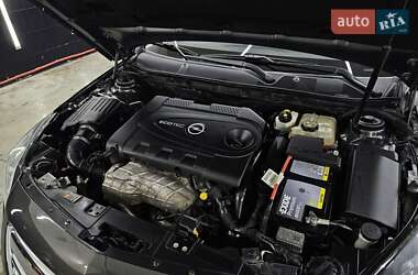 Універсал Opel Insignia 2013 в 