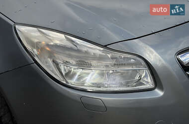 Универсал Opel Insignia 2010 в 