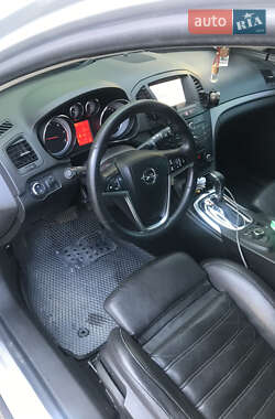 Універсал Opel Insignia 2012 в 