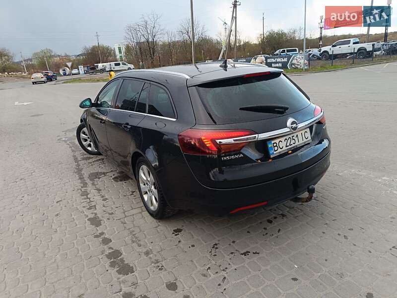 Универсал Opel Insignia 2014 в Львове