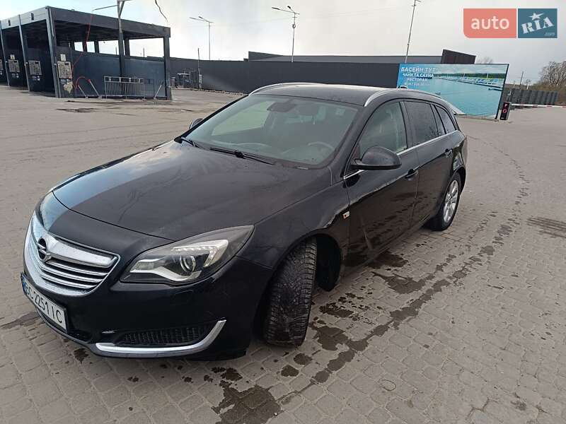 Универсал Opel Insignia 2014 в Львове