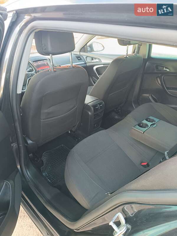 Универсал Opel Insignia 2014 в Львове