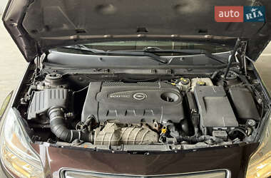 Універсал Opel Insignia 2012 в 