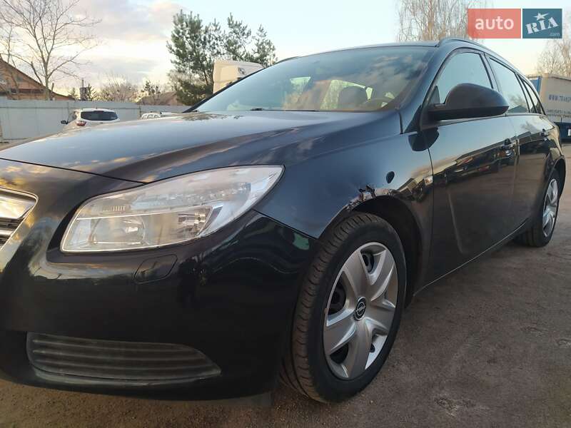 Універсал Opel Insignia 2012 в Дубні